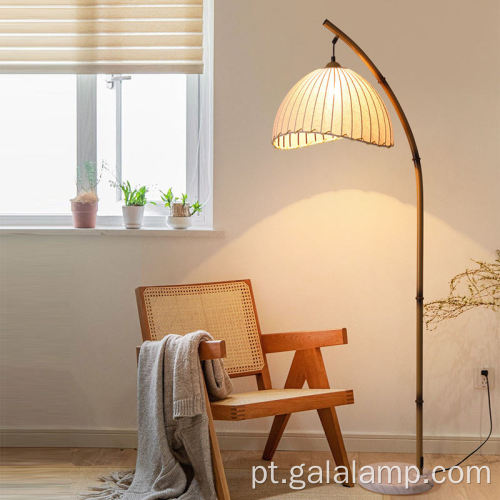 Candeeiro de pé Boho Arc feito à mão